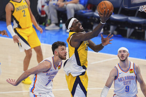 开云体育电脑版-NBA-哈里伯顿右小腿拉伤将核磁检查G6出战成疑(nba最新出战名单)